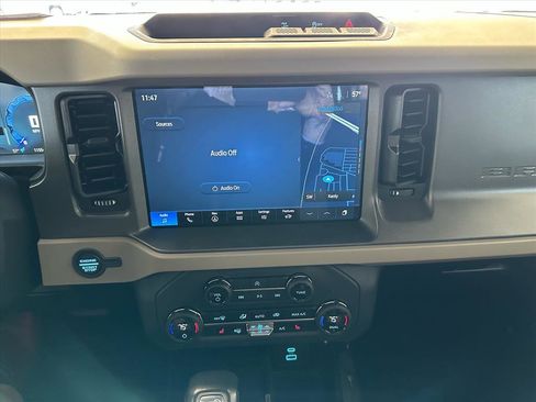 Certified 2025 Ford Bronco Big Bend image 36