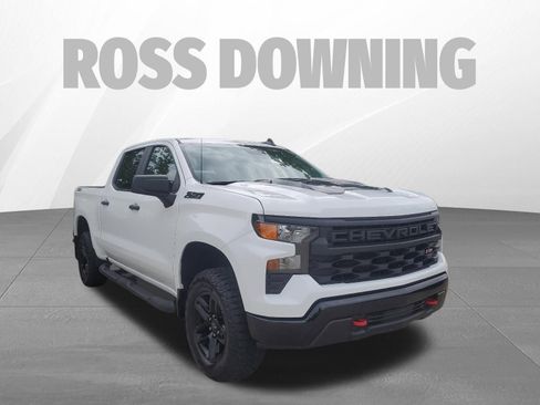 Used 2023 Chevrolet Silverado 1500 Custom Trail Boss AWD/4WD image 3