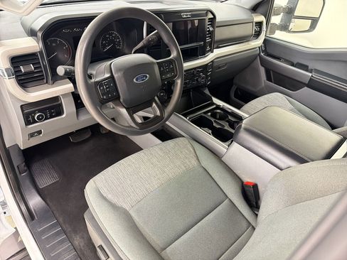 Certified 2025 Ford F250 XLT w/ FX4 Off-Road Package AWD/4WD image 4