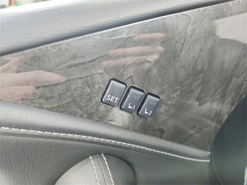 Used 2021 INFINITI QX80 Luxe image 21