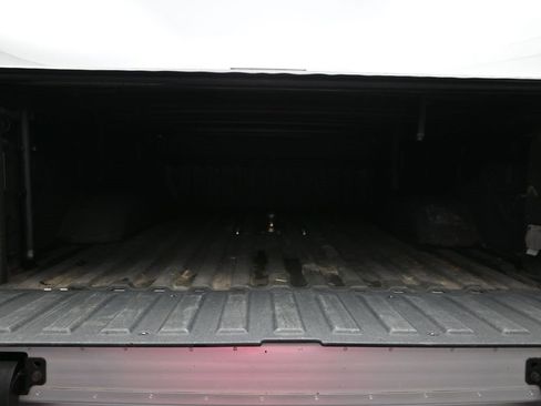 Used 2022 Chevrolet Silverado 2500 Custom w/ Custom Value Package image 24