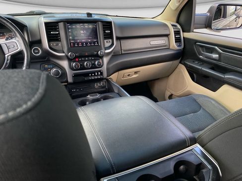 Used 2019 RAM 1500 Big Horn AWD/4WD image 8