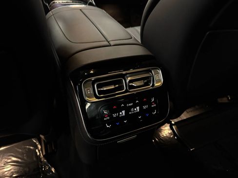 Used 2024 Mercedes-Benz S 63 AMG S image 25