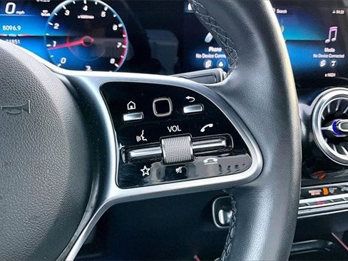 Certified 2023 Mercedes-Benz GLB 250 4MATIC image 15