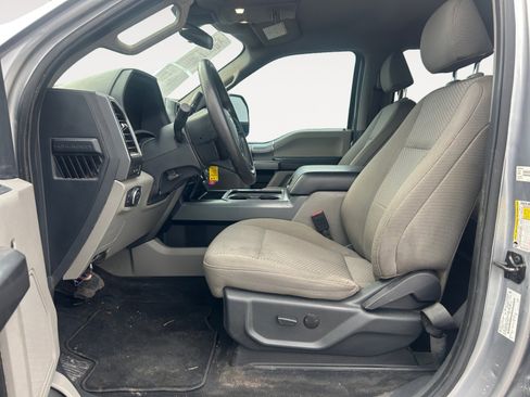 Used 2022 Ford F450 XLT w/ XLT Premium Package image 19