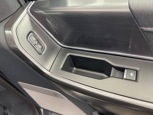 New 2025 Ford F150 Lariat w/ Equipment Group 501A Mid image 26