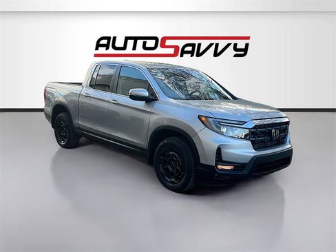Used 2025 Honda Ridgeline RTL+ image 1
