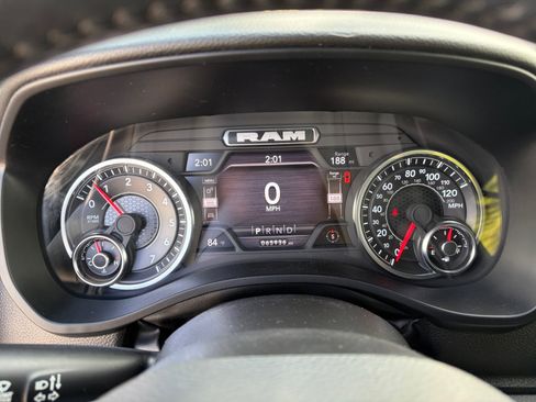 Used 2023 RAM 1500 Big Horn AWD/4WD image 18