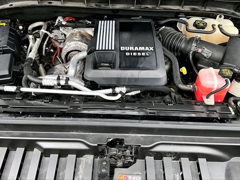 Used 2023 GMC Sierra 1500 AT4 w/ AT4 Premium Package image 32