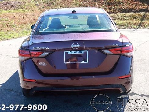 Used 2024 Nissan Sentra SV image 6