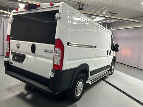 Used 2025 RAM ProMaster 2500 w/ U-Haul Equipment Group FWD image 7