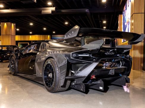 Used 2023 Lamborghini Huracan EVO image 5