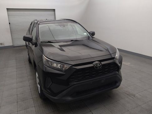 Used 2020 Toyota RAV4 LE image 14