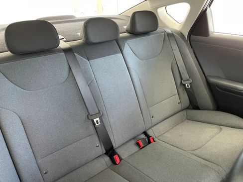 Used 2025 Kia K4 FWD image 21