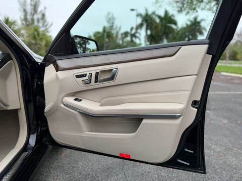 Used 2014 Mercedes-Benz E 350 4MATIC Wagon w/ Premium 1 Package image 18