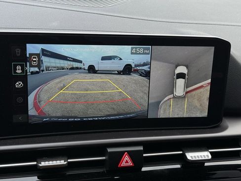 Used 2026 Kia Sportage SX image 17