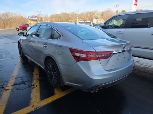 Used 2016 Toyota Avalon Touring image 7