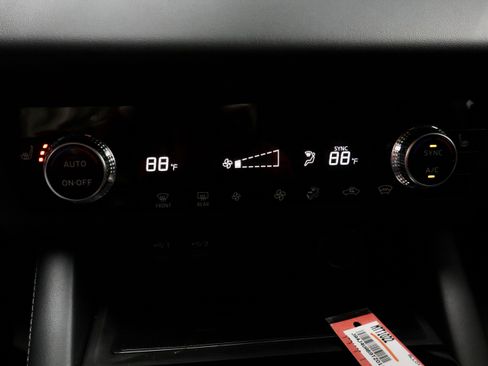 New 2026 Mitsubishi Outlander ES image 25