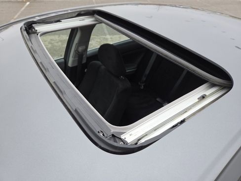 Used 2010 Honda Accord EX image 3