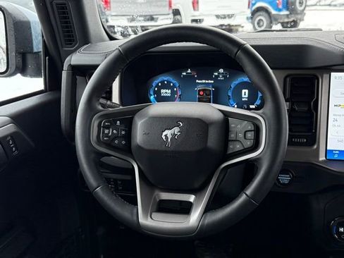 Certified 2025 Ford Bronco Outer Banks image 7