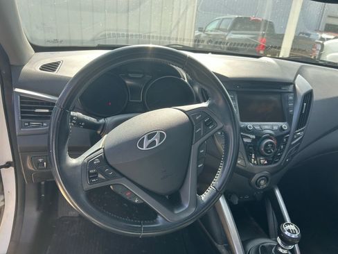 Used 2014 Hyundai Veloster Turbo w/ Turbo Technology Package 04 image 10