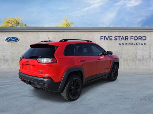 Used 2019 Jeep Cherokee Trailhawk w/ Trailer Tow Group image 9