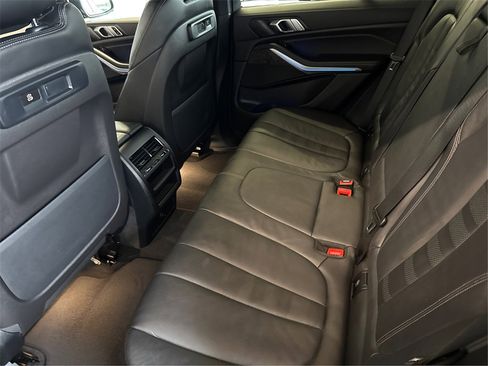 Certified 2022 BMW X5 xDrive45e w/ M Sport Package image 10