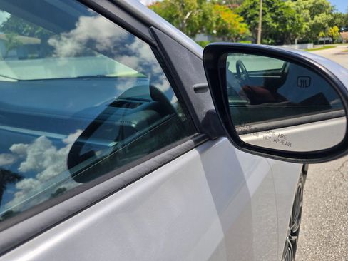 Used 2015 Toyota Corolla S FWD image 13