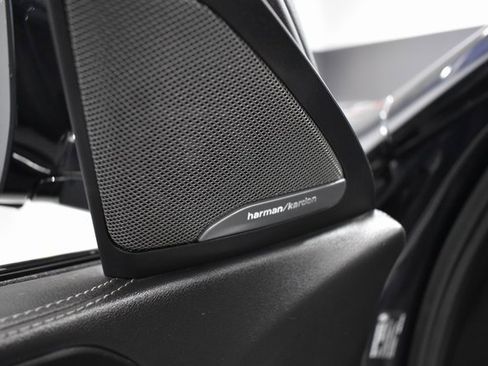 Used 2025 BMW X6 xDrive40i image 16