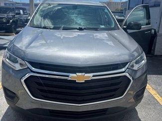 Used 2021 Chevrolet Traverse LS FWD video 1