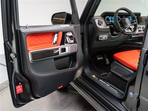 Used 2025 Mercedes-Benz G 63 AMG 4MATIC image 28