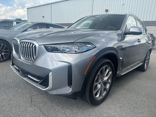 Certified 2024 BMW X5 xDrive40i w/ Premium Package AWD/4WD image 18