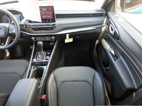 New 2026 Jeep Compass Trailhawk image 16