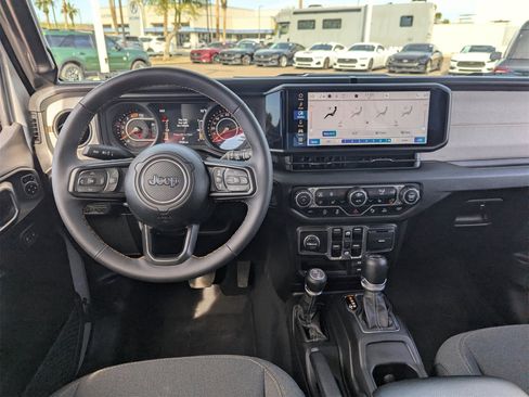 Used 2024 Jeep Wrangler Sport S image 15