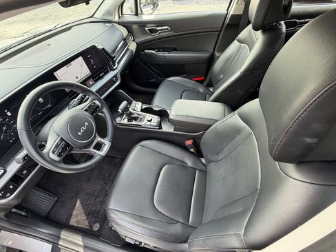 Certified 2024 Kia Sportage SX FWD image 17