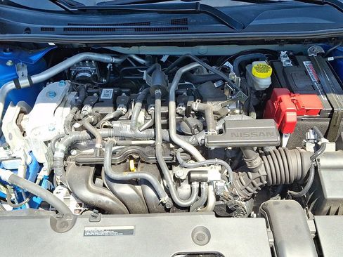 Used 2024 Nissan Sentra SR w/ SR Premium Package FWD image 28