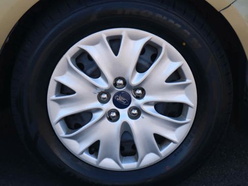 Used 2013 Ford Fusion S FWD image 11