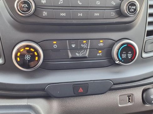 New 2025 Ford Transit 250 Low Roof image 18