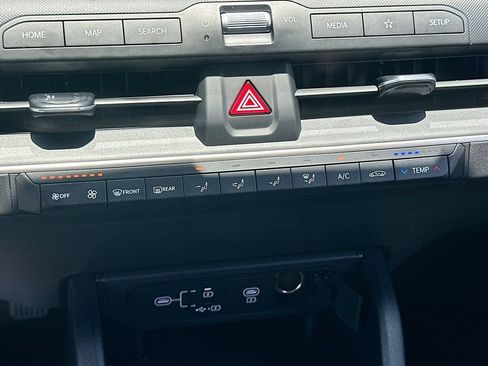 New 2026 Kia K4 FWD image 15