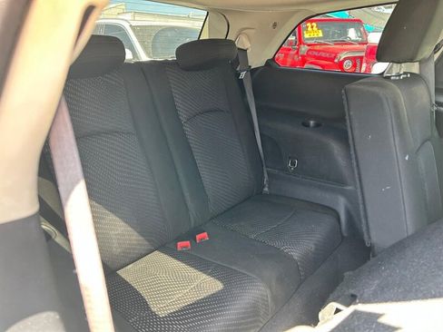 Used 2019 Dodge Journey SE FWD image 18
