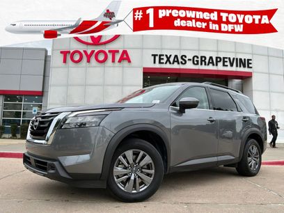 Used 2025 Nissan Pathfinder SV