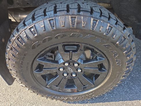 Used 2019 Chevrolet Colorado ZR2 w/ ZR2 Dusk Special Edition AWD/4WD image 10