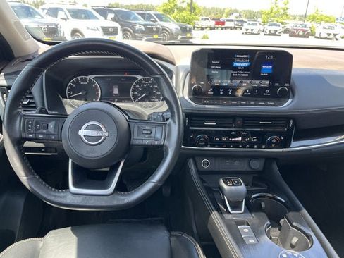 Certified 2022 Nissan Rogue SL w/ SL Premium Package image 13