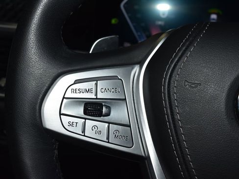 Certified 2024 BMW X7 xDrive40i AWD/4WD image 9