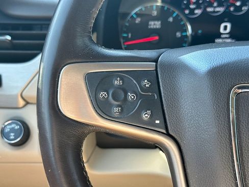 Used 2020 GMC Yukon XL Denali w/ Denali Premium Package AWD/4WD image 29
