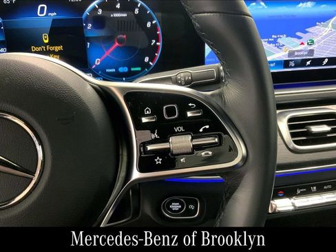 Certified 2023 Mercedes-Benz GLS 450 4MATIC image 26