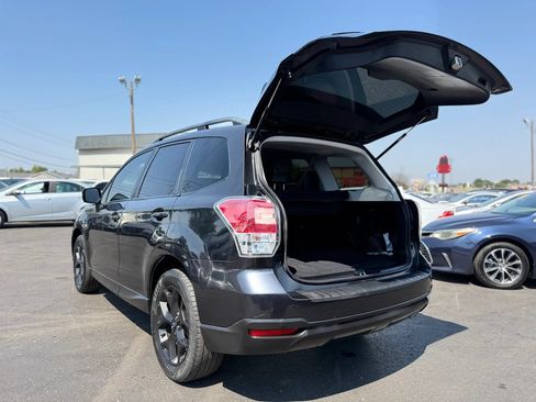Used 2018 Subaru Forester 2.5i Premium AWD/4WD image 9
