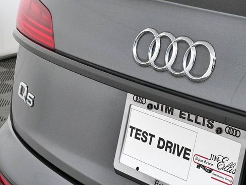 Used 2023 Audi Q5 2.0T Prestige w/ Prestige Package AWD/4WD image 37