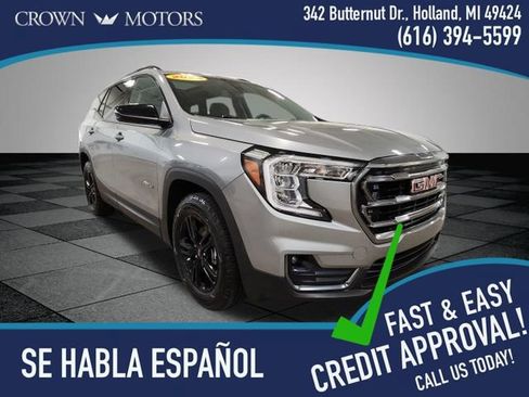 Used 2024 GMC Terrain AT4 AWD/4WD image 1