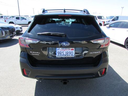 Used 2021 Subaru Outback AWD/4WD image 7